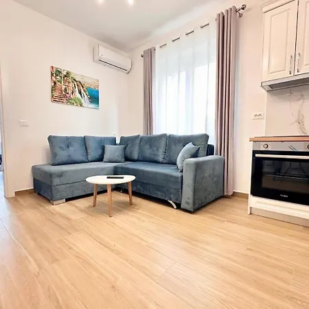 Apartment Royal Golem (Tirana)